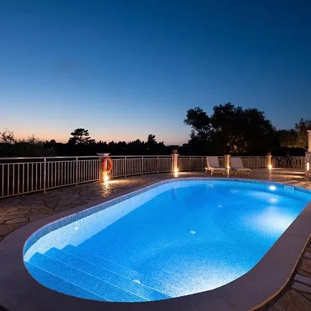 Ionian Mansion فيلة Antipata (Sami)